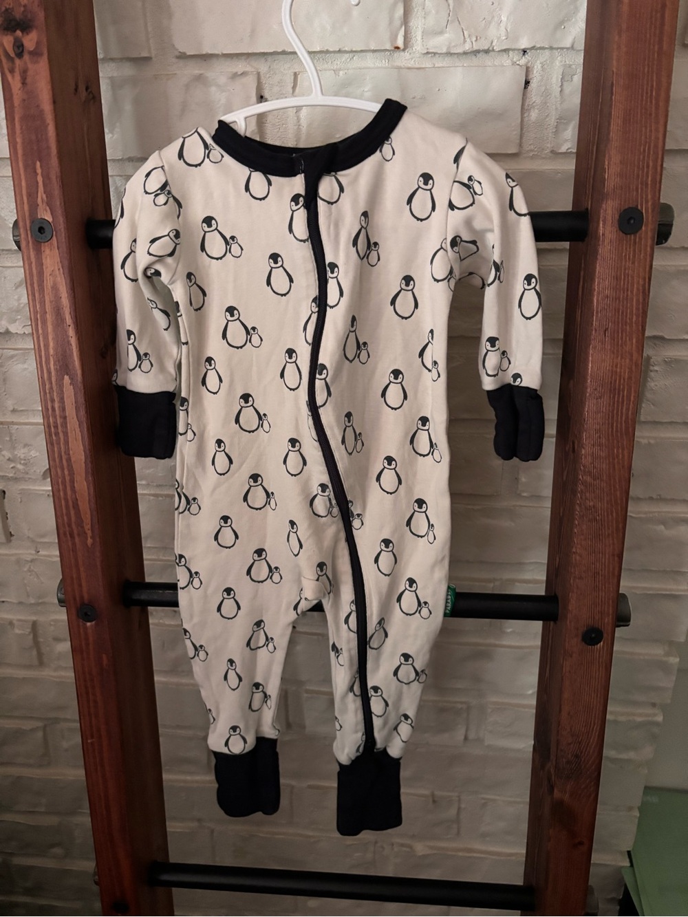 Parade Penguin Print One-Piece Sleeper 6-12mo